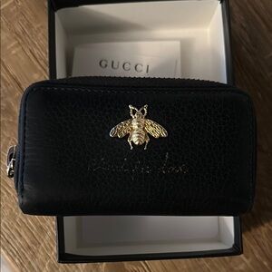 Gucci Black Leather Wallet blind for love bee wallet keychain